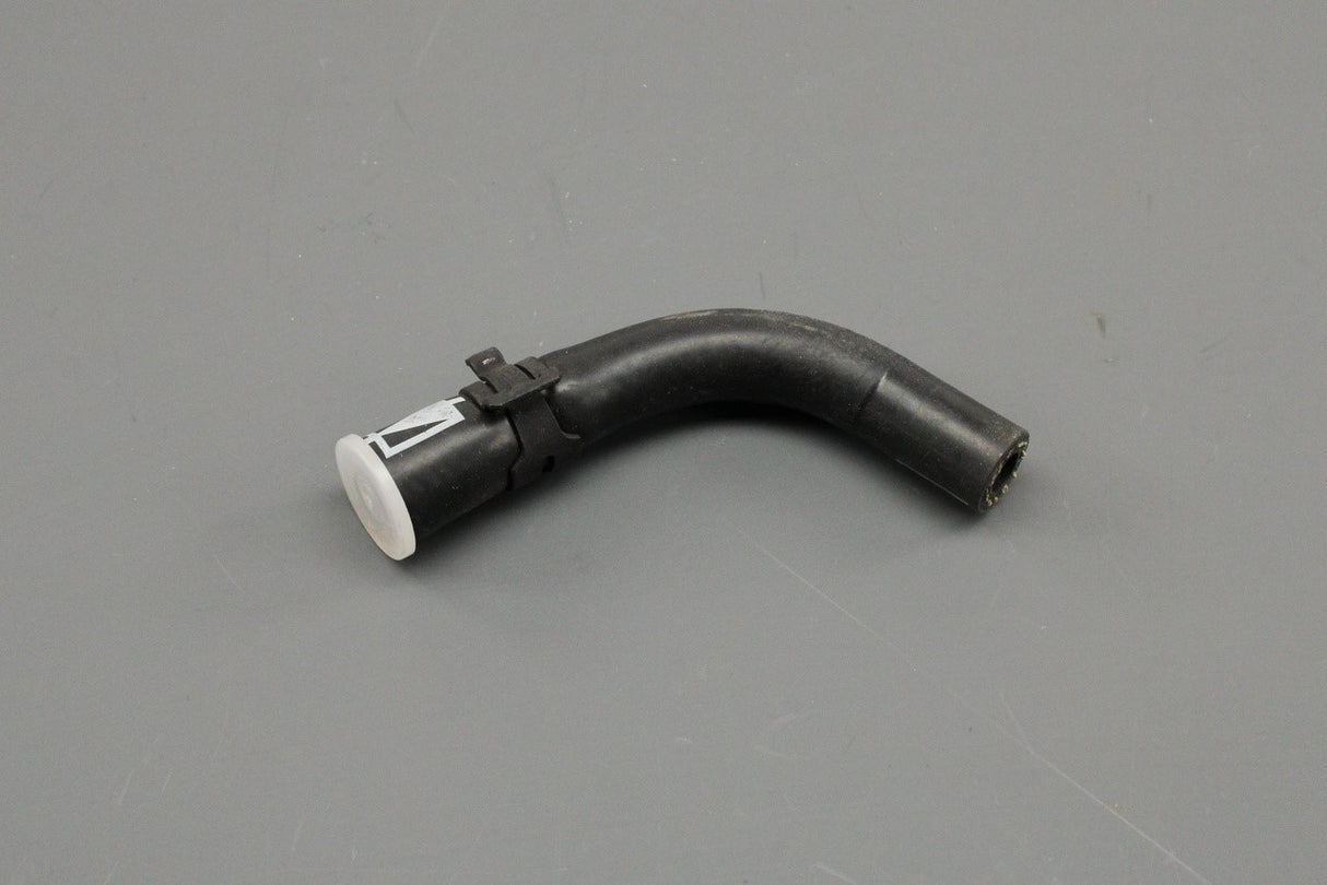 VW Audi Skoda SEAT fuel line hose with clips 03N130313