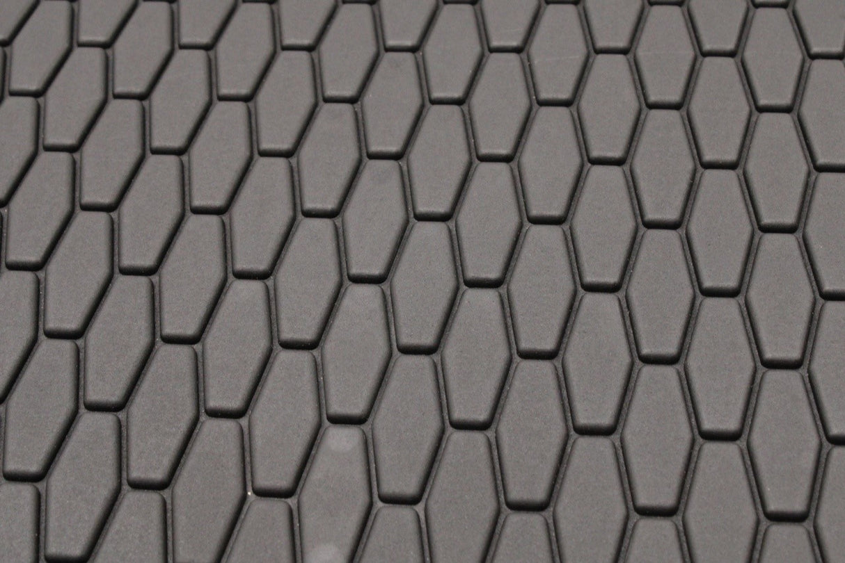 Jaguar XF 2016-on RHD rubber floor mat set (RWD) T2H7741