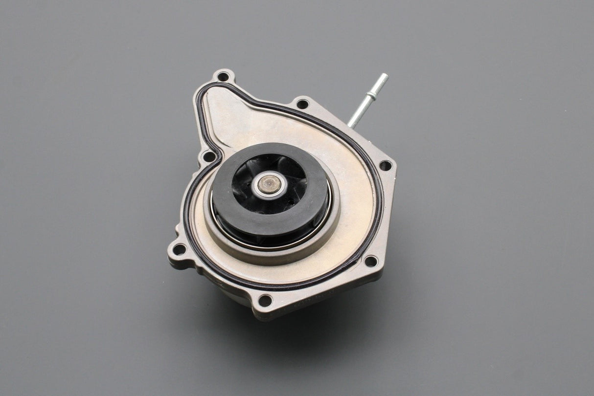 Audi A5 S5 A6 S6 A7 A8 Q7 3.0 TSI engine coolant water pump 06E121018C
