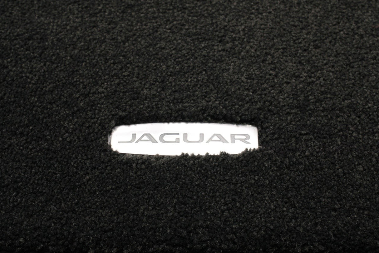Jaguar E-Pace 2017-2021 RHD luxury carpet floor mats (6-speed manual) J9C6802PVJ