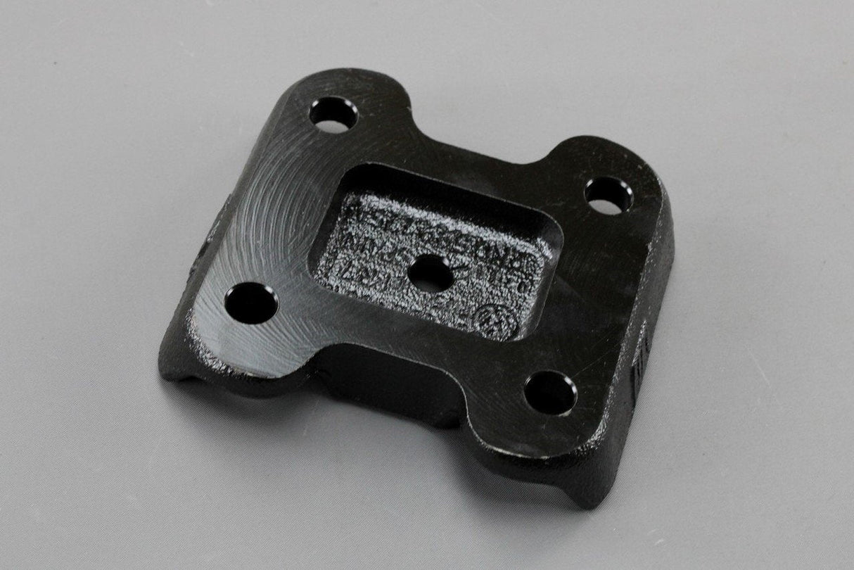 VW Caddy 2K 2004-20 leaf spring U-bolt mount plate x1 2K0599175A