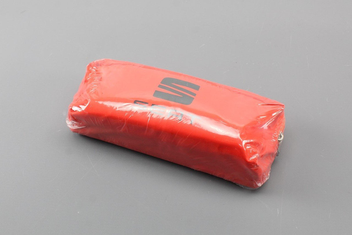 SEAT Fold up hazard warning triangle for boot compartment 000093056N