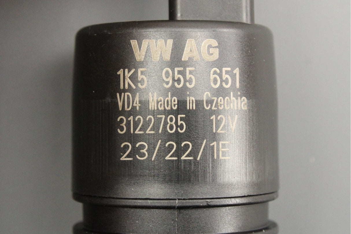 VW Audi Skoda SEAT windscreen washer pump 1K5955651