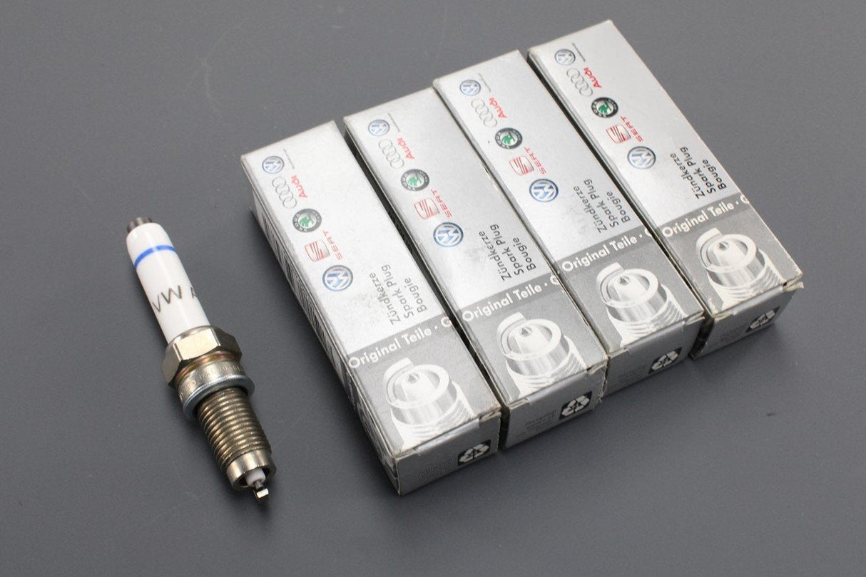 VW Audi Skoda SEAT 1.0 1.6 longlife spark plug (x4) 04C905616D