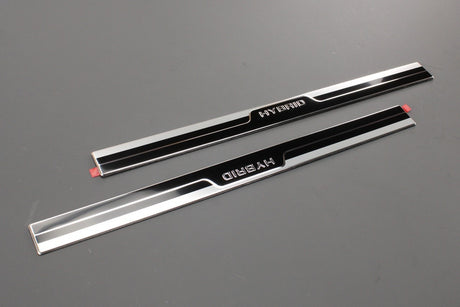 Toyota Yaris Hybrid scuff plates PW382-0D000