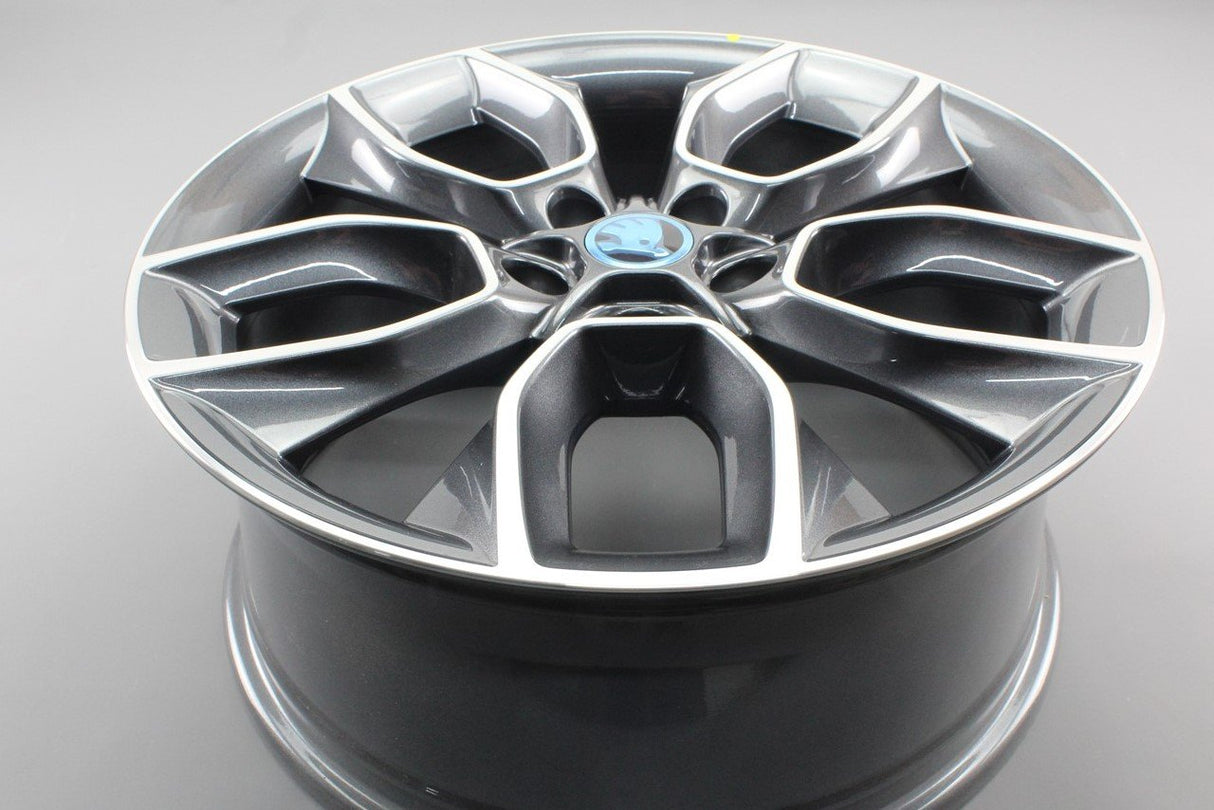 Skoda Karoq "Crater" 19 inch alloy wheel rim anthracite 57A071499 HA7