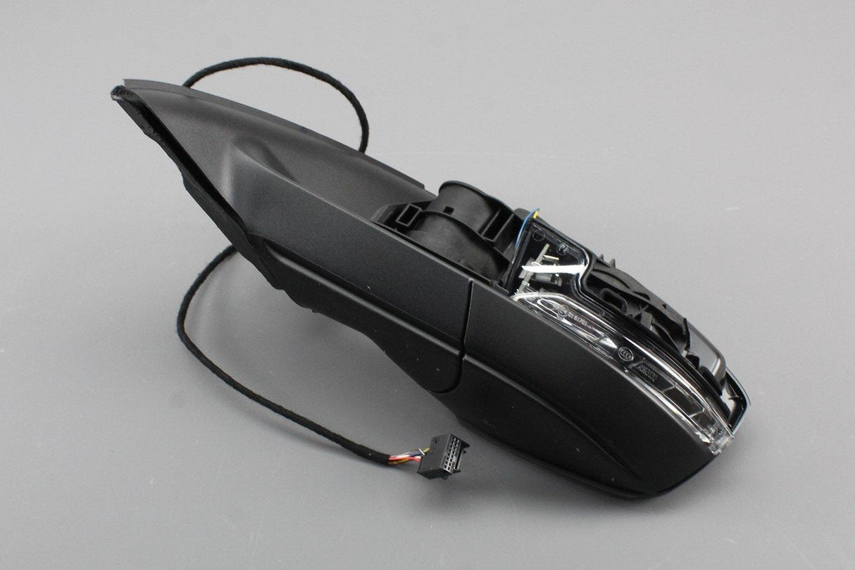 Skoda Octavia 2014- exterior door mirror housing (left) 5E2857507N