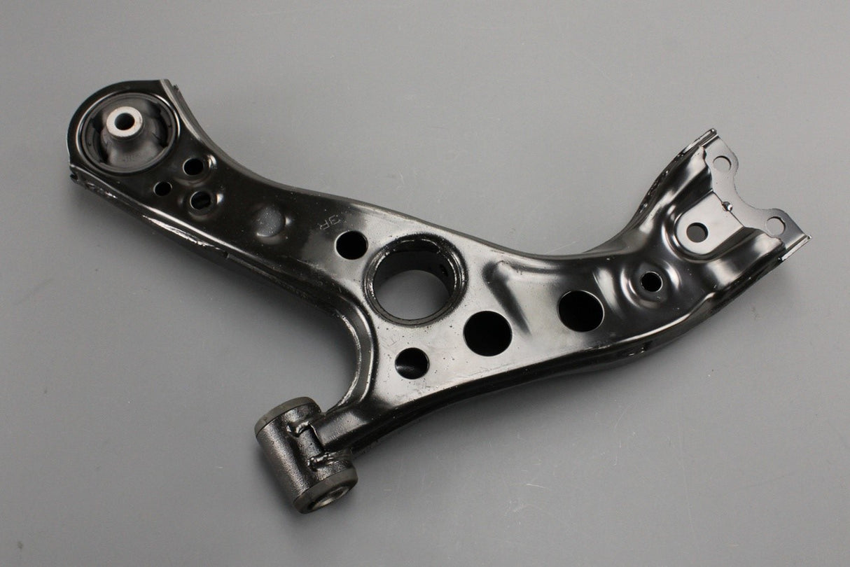 Toyota C-HR 16-on Corolla Cross lower control arm (right) 48068-10130
