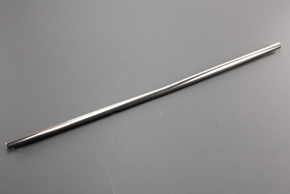 VW Golf SV 2014-on window aperture seal (rear outer left) 510839475G VNH