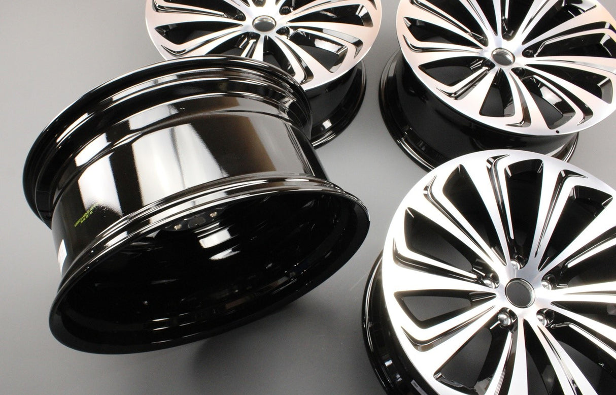 Bentley Bentayga 2021-on V4 alloy wheel set (22x10J ET28) 36A601025T