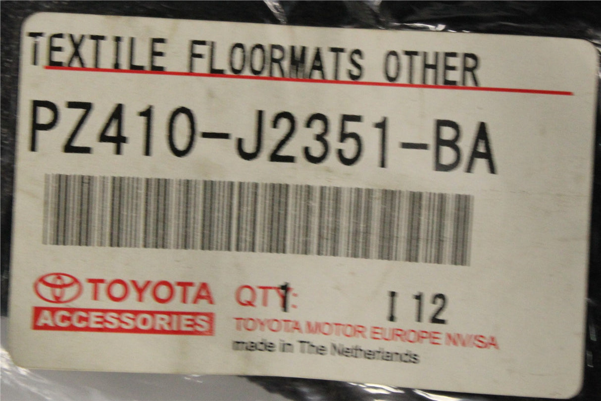 Toyota Land Cruiser RHD carpet floor mats PZ410-J2351-BA