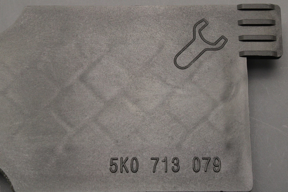 VW Golf MK7 MK7.5 Skoda SEAT DQ250 selector mechanism cover 5K0713079