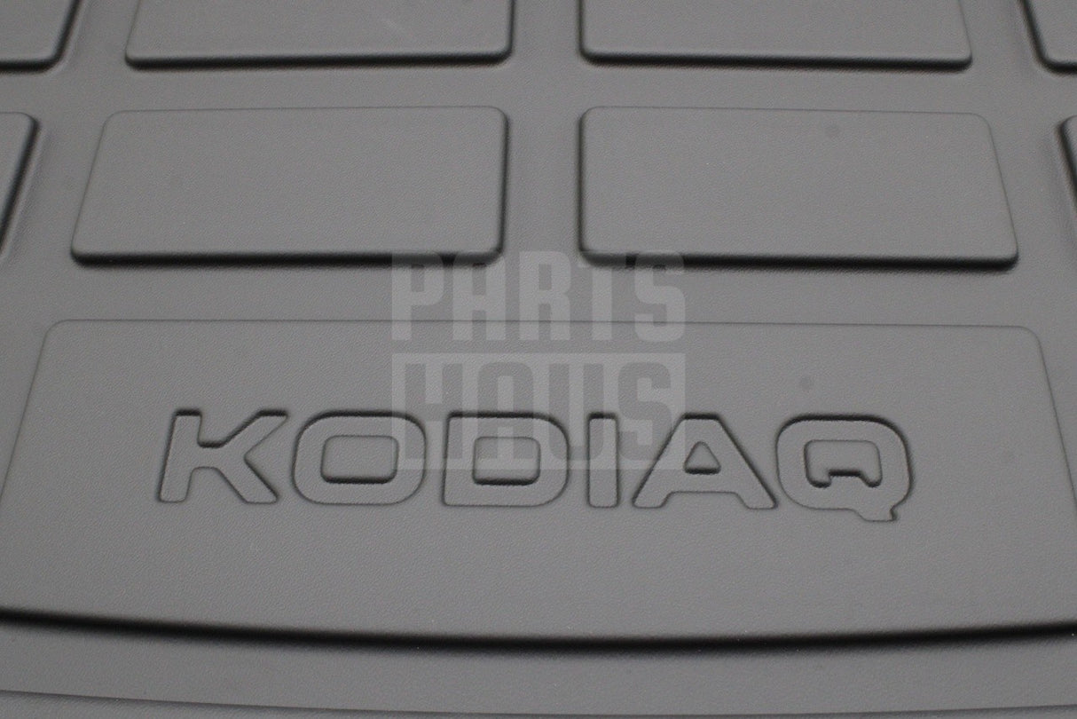 Skoda Kodiaq 2024-on luggage compartment boot tray (5 seater) 57H061162