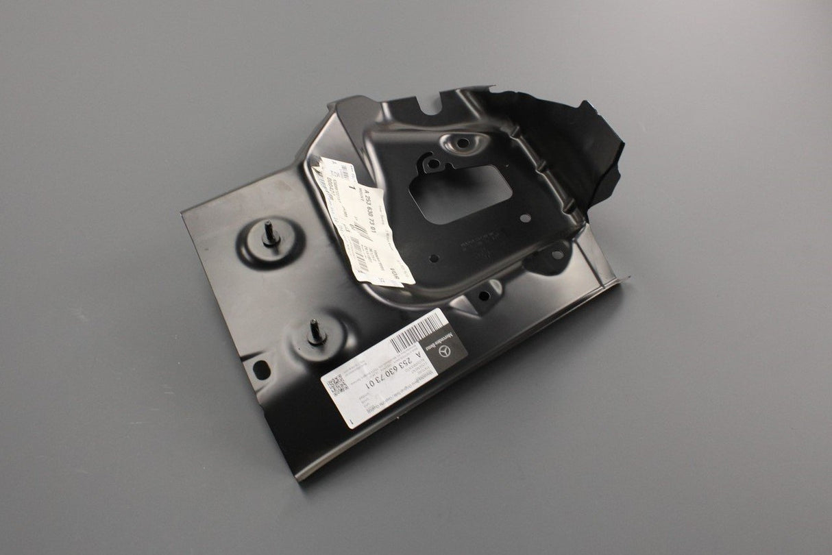 Mercedes-Benz GLC tail light mounting bracket (left) A2536307301