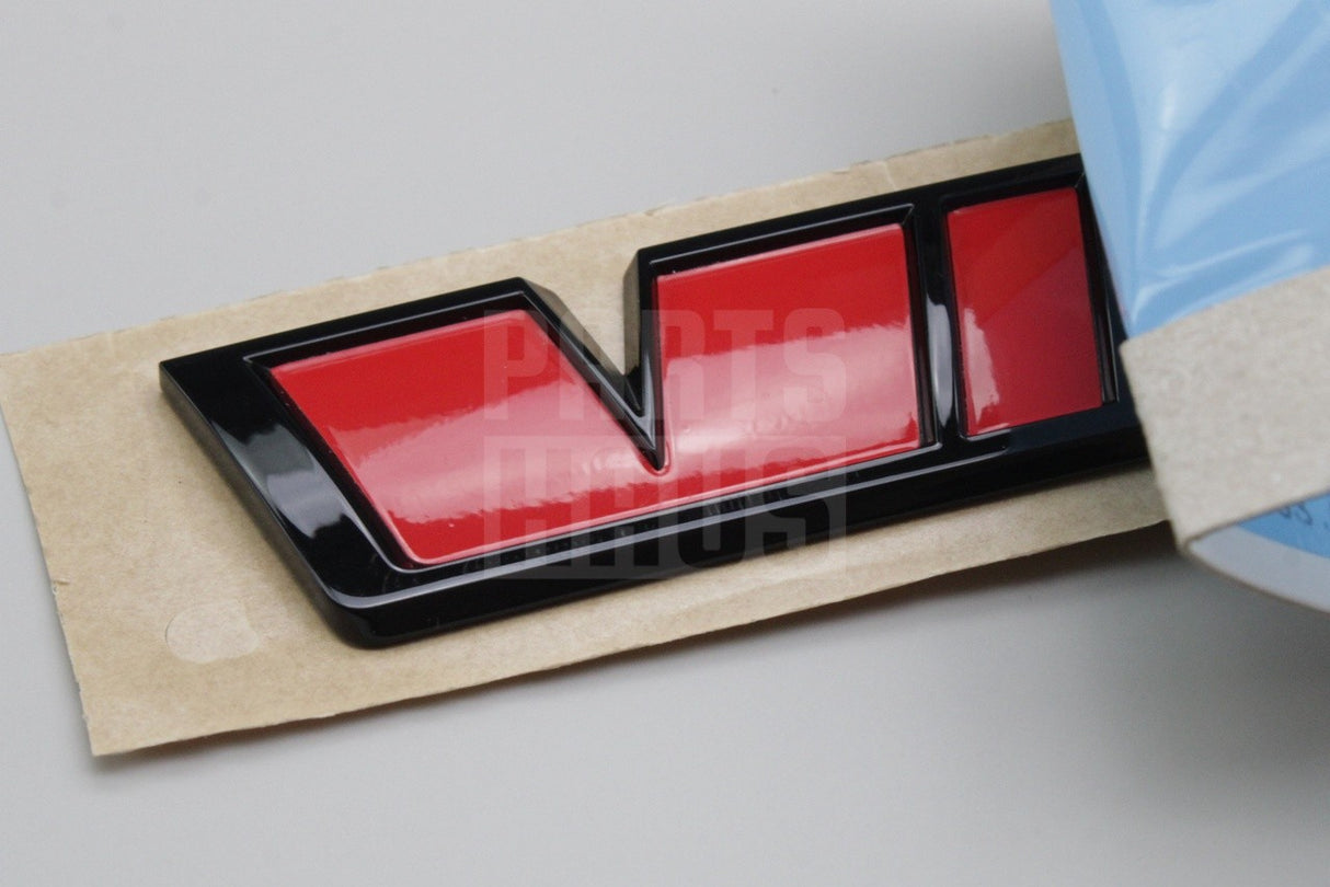 Skoda Kodiaq VRS 17-24 rear 'VRS' emblem (fire red/black) 565853687J XPC