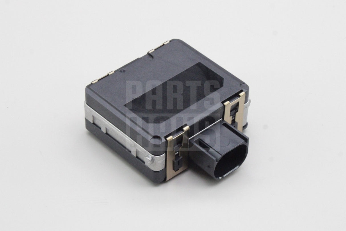 Skoda Octavia 2018-2021 front ACC radar sensor 3QF907561D