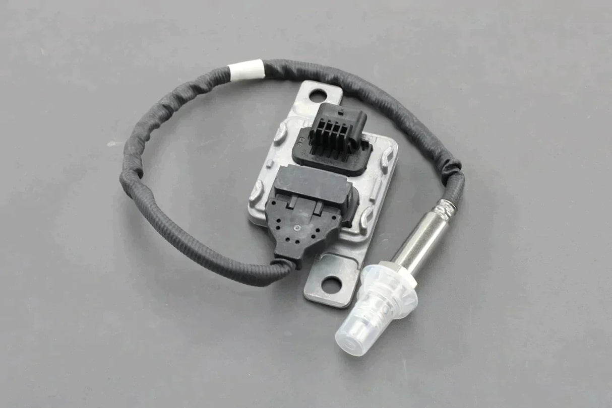 VW Transporter T6 2016-19 NOx sensor with control unit 04L907807AR