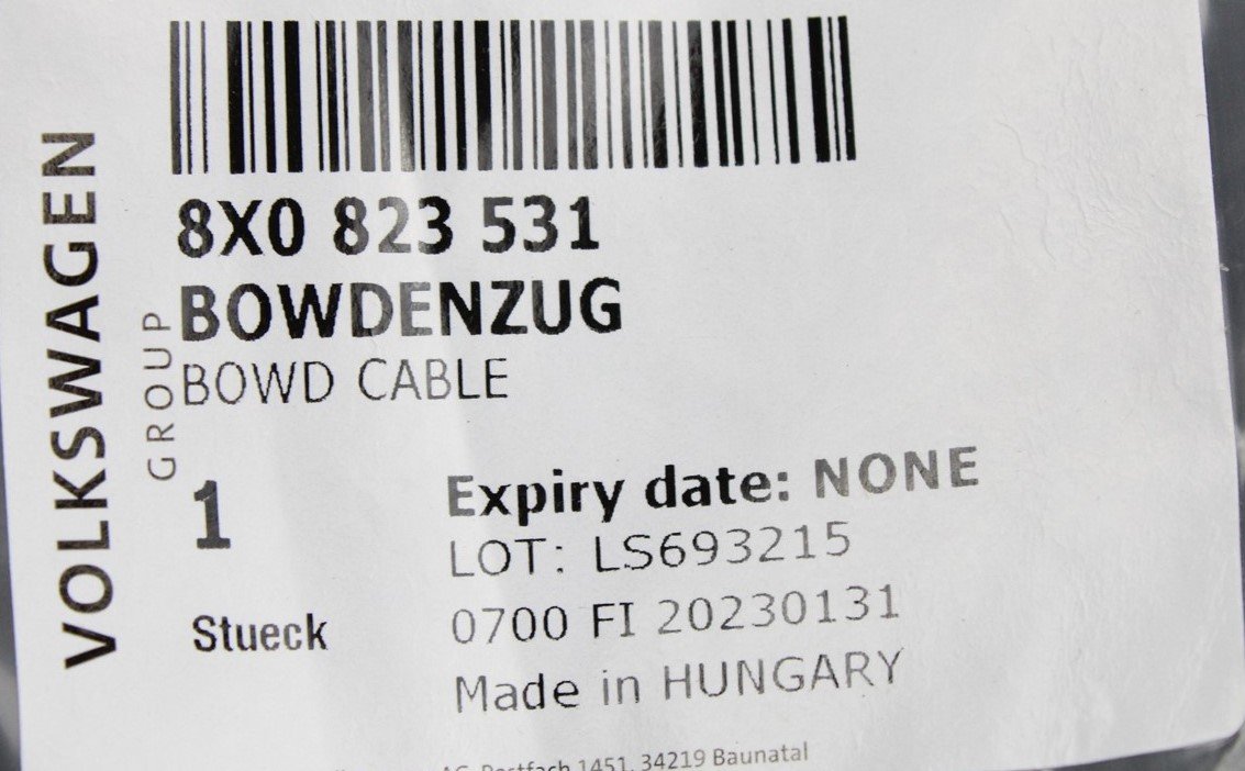 Audi A1 2011-18 bonnet release cable (centre front section) 8X0823531