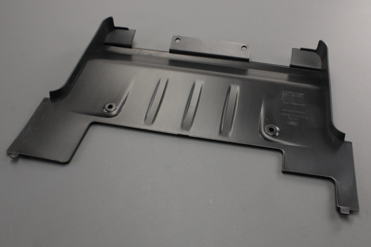 Range Rover 2013-22 towbar undertray cover LR104003