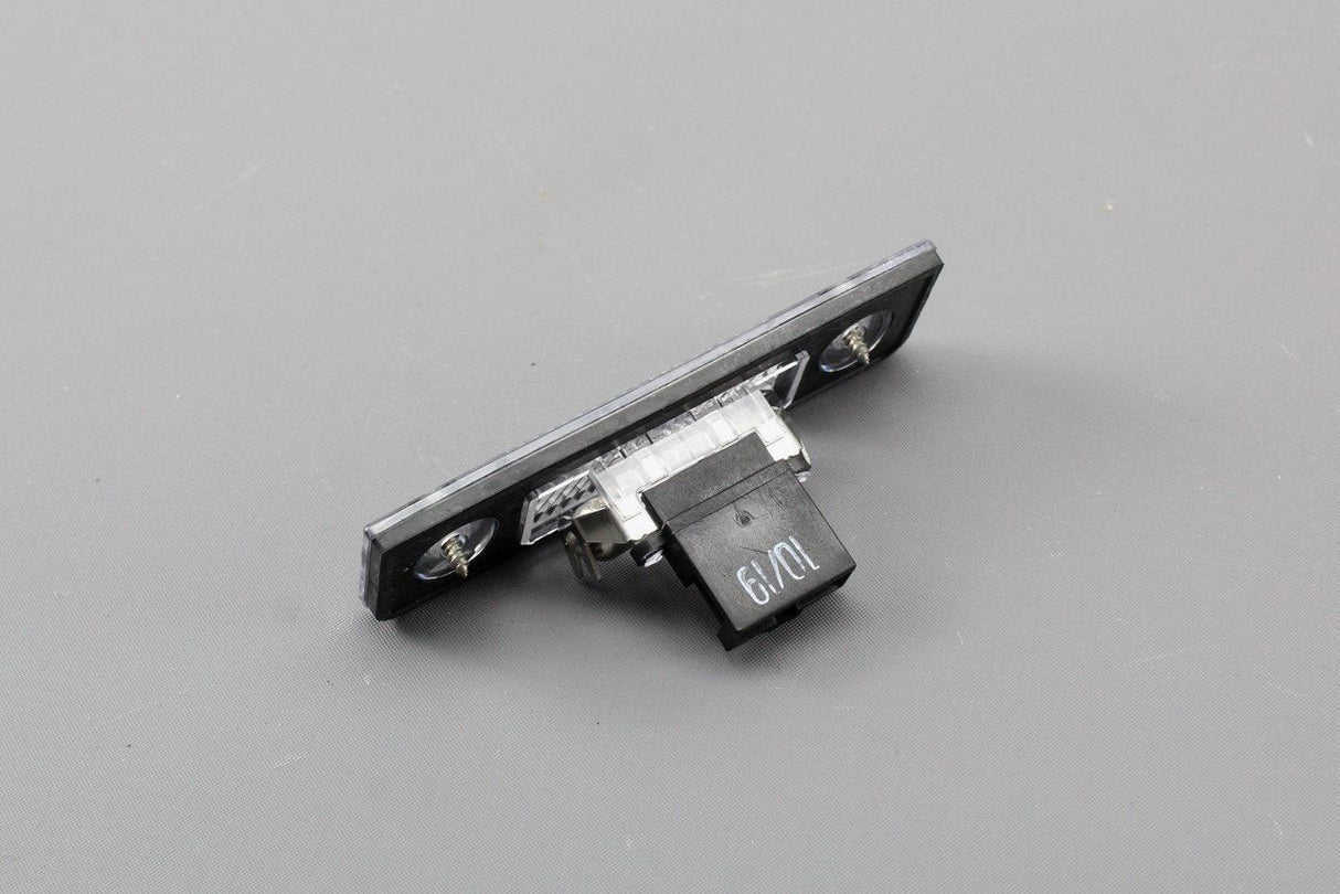 Skoda Octavia Roomster number plate light lamp halogen 1Z0943021B