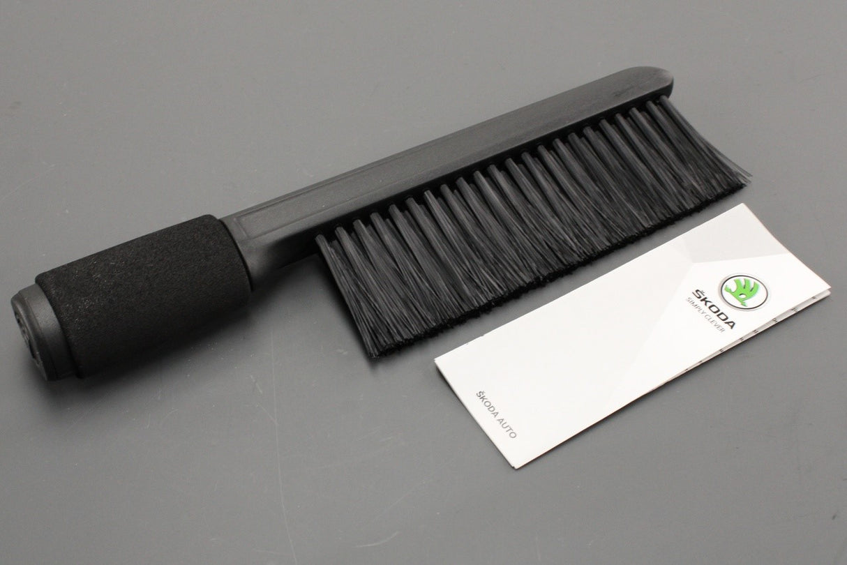 Skoda accessory snow brush 000096011D