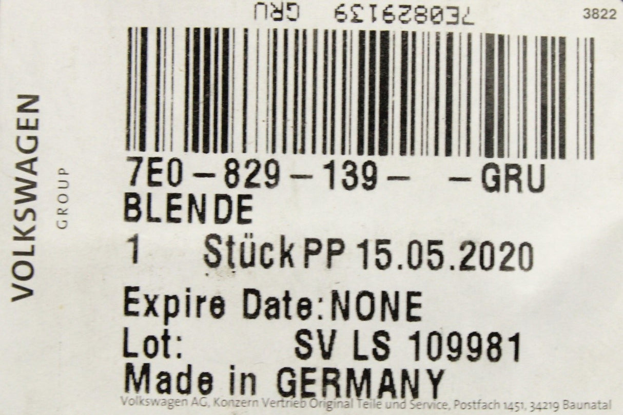 VW Transporter T6 16-20 tailgate handle trim (primed) 7E0829139 GRU