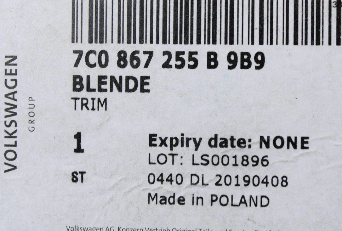 VW Crafter 17-on drivers electric window surround trim 7C0867255B 9B9