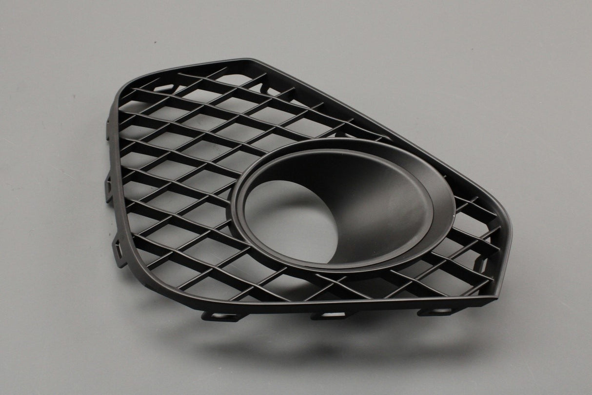 Bentley Continental GT 18-on front bumper grille (outer left) 3SD807647A