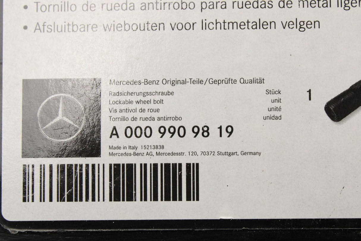 Mercedes-Benz locking wheel nuts set A0009909819
