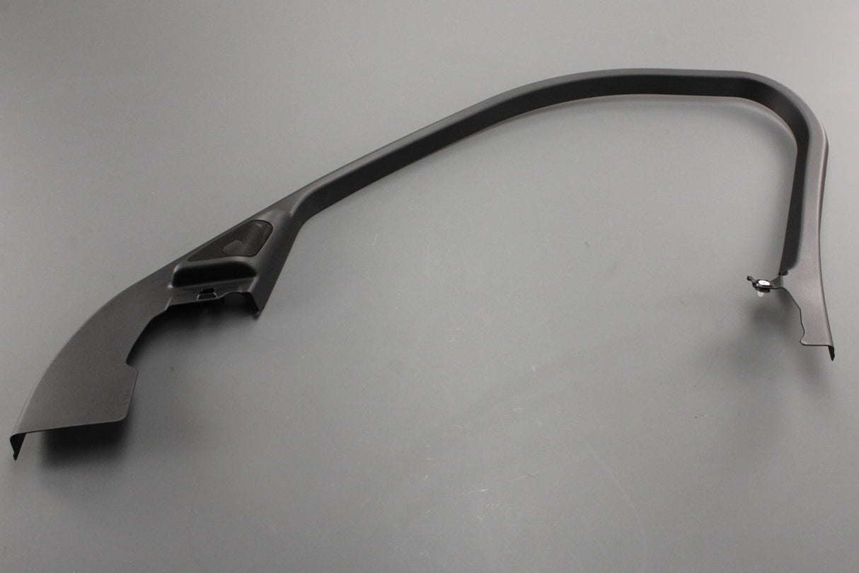 Range Rover Velar 2017-on front door window trim (right) LR112102