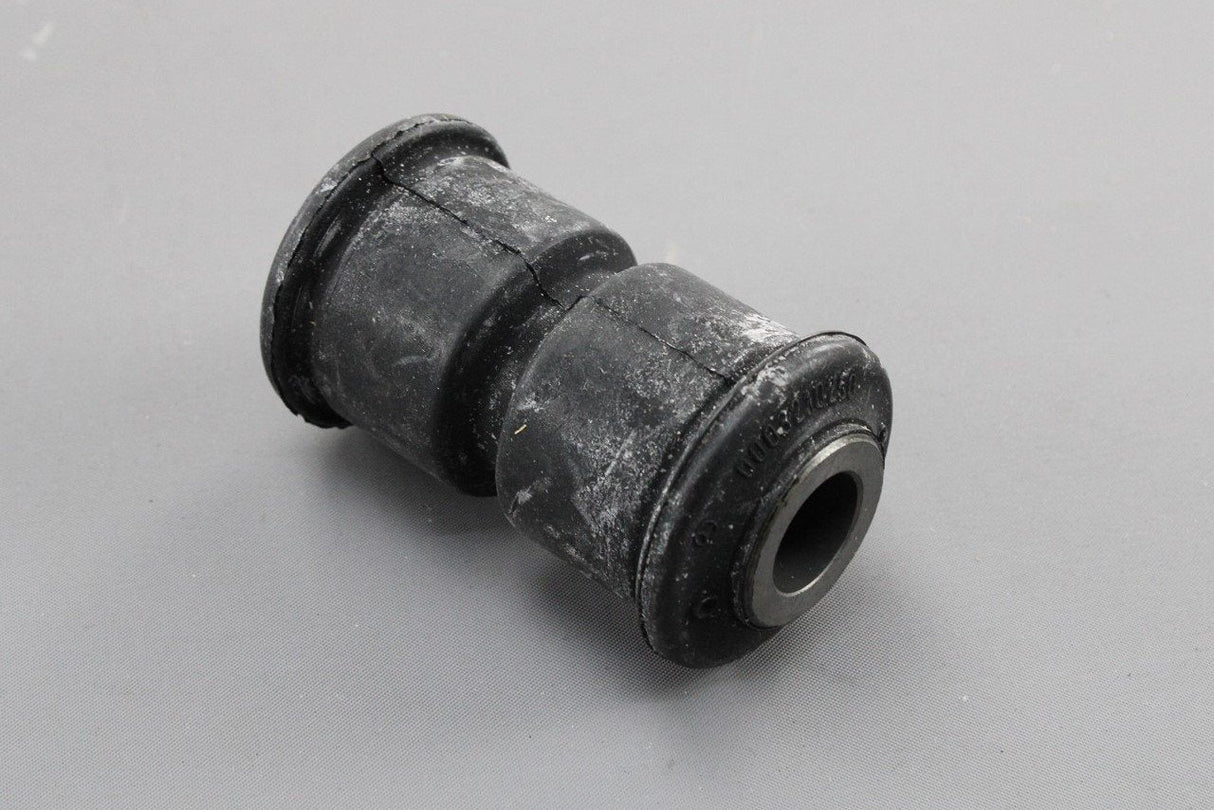 VW Crafter 2006-16 rear leaf spring bonded bushes x2 2E0411346