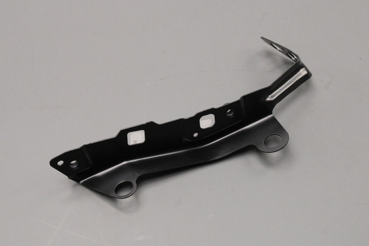 Audi A3 S3 RS3 8V 2017-2020 front wing lower bracket (right) 8V0821092C