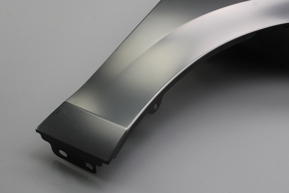 VW Golf MK8 2020-on front wing body panel (right) 5H0821022B