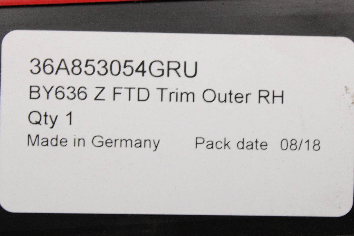 Bentley Bentayga 2017-on door trim moulding (front right) 36A853054 GRU