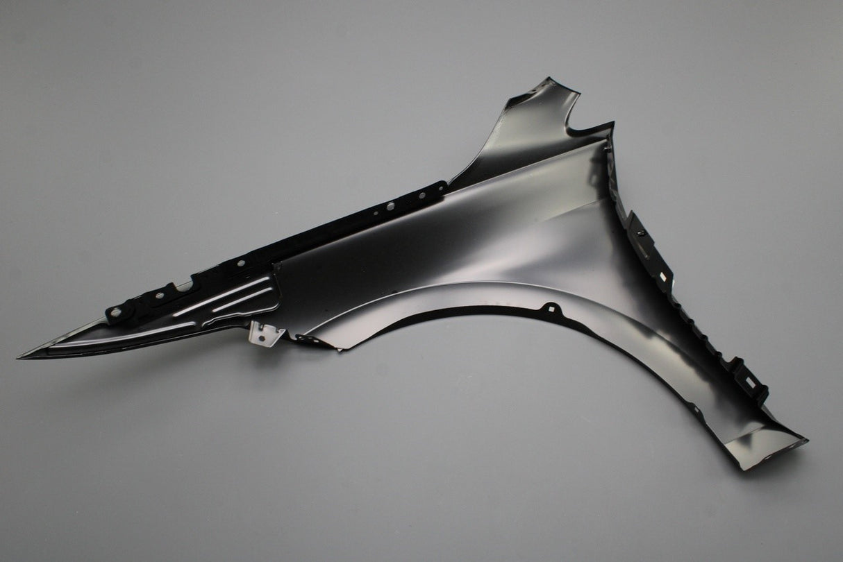 VW Golf MK8 2020-on front wing body panel (right) 5H0821022B