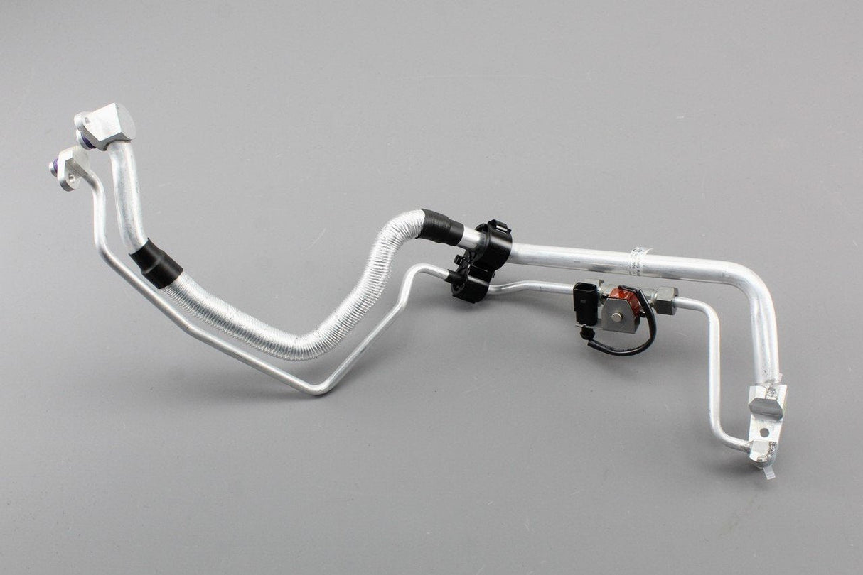 VW Golf MK8 2020- A/C Coolant pipe with heat exchanger 5Q2816738H