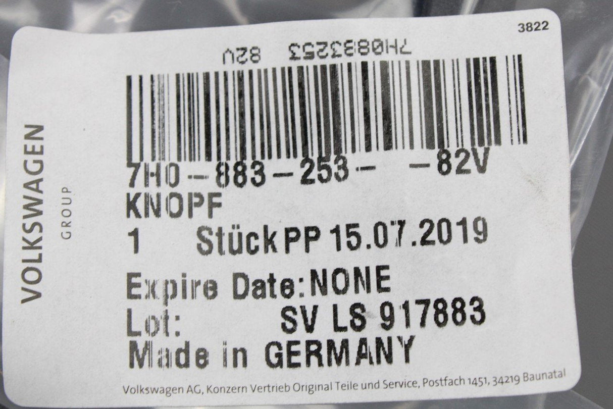 VW Transporter T5 T6 LEFT rear tip seat release handle 7H0883253 82V