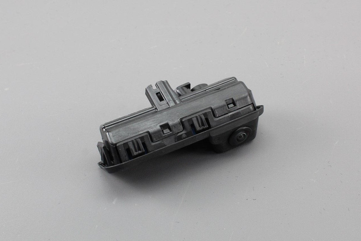 Audi A5 Q3 RSQ3 RS5 Sportback Boot release button with camera 8W8827566A