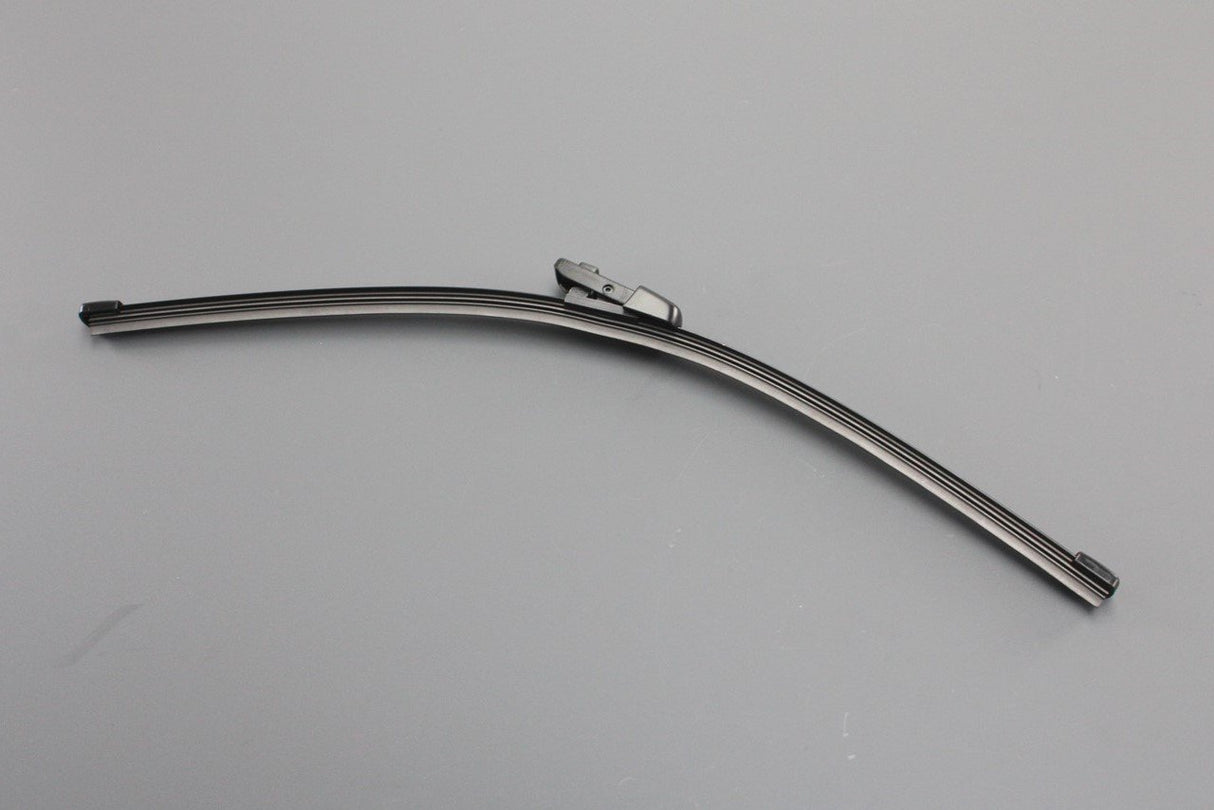 Skoda Octavia saloon 2020-on wiper blade (rear) 5E6955425