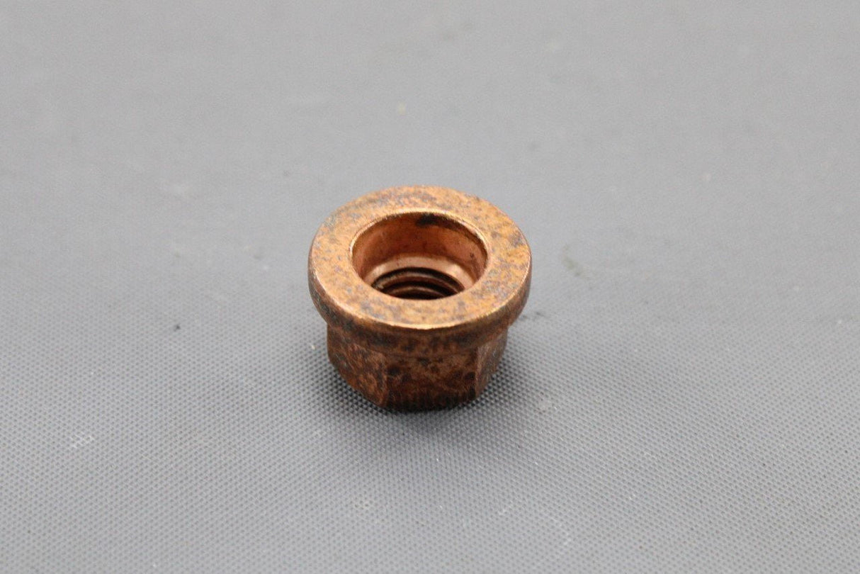 VW Audi Skoda SEAT exhaust manifold self locking nut M8 (x1) N90894601