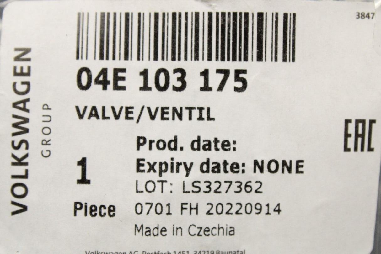 VW Golf Audi Q3 Skoda Fabia SEAT Leon crankcase breather valve 04E103175