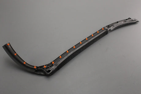 Range Rover 2013-22 lower door seal (rear right) LR046753