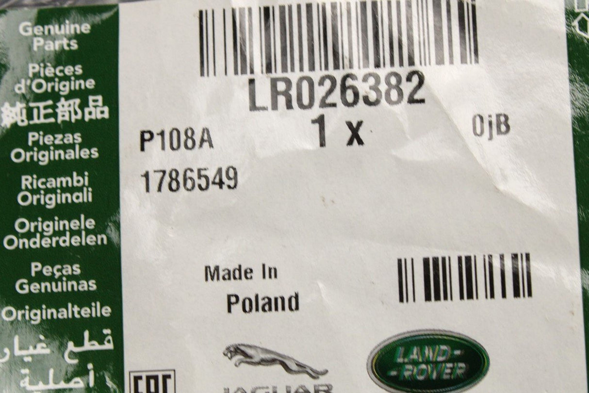 Land Rover vacuum hose LR026382