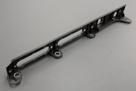 Range Rover 13-22 Sport 14-22 front wing support bracket (left) LR056963