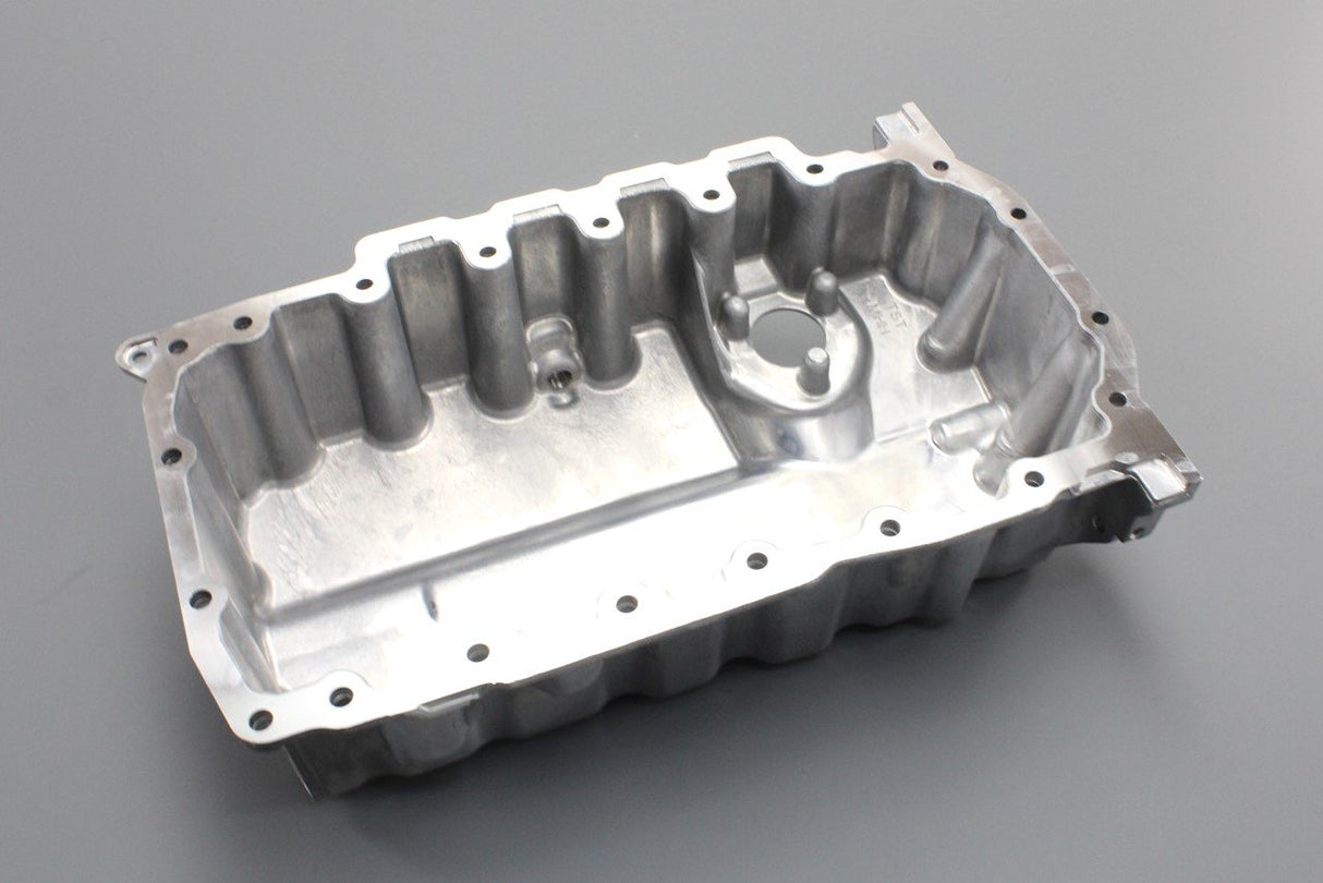 VW Golf MK7 Audi Skoda SEAT engine oil sump pan (1.6 2.0 TDI) 04L103603