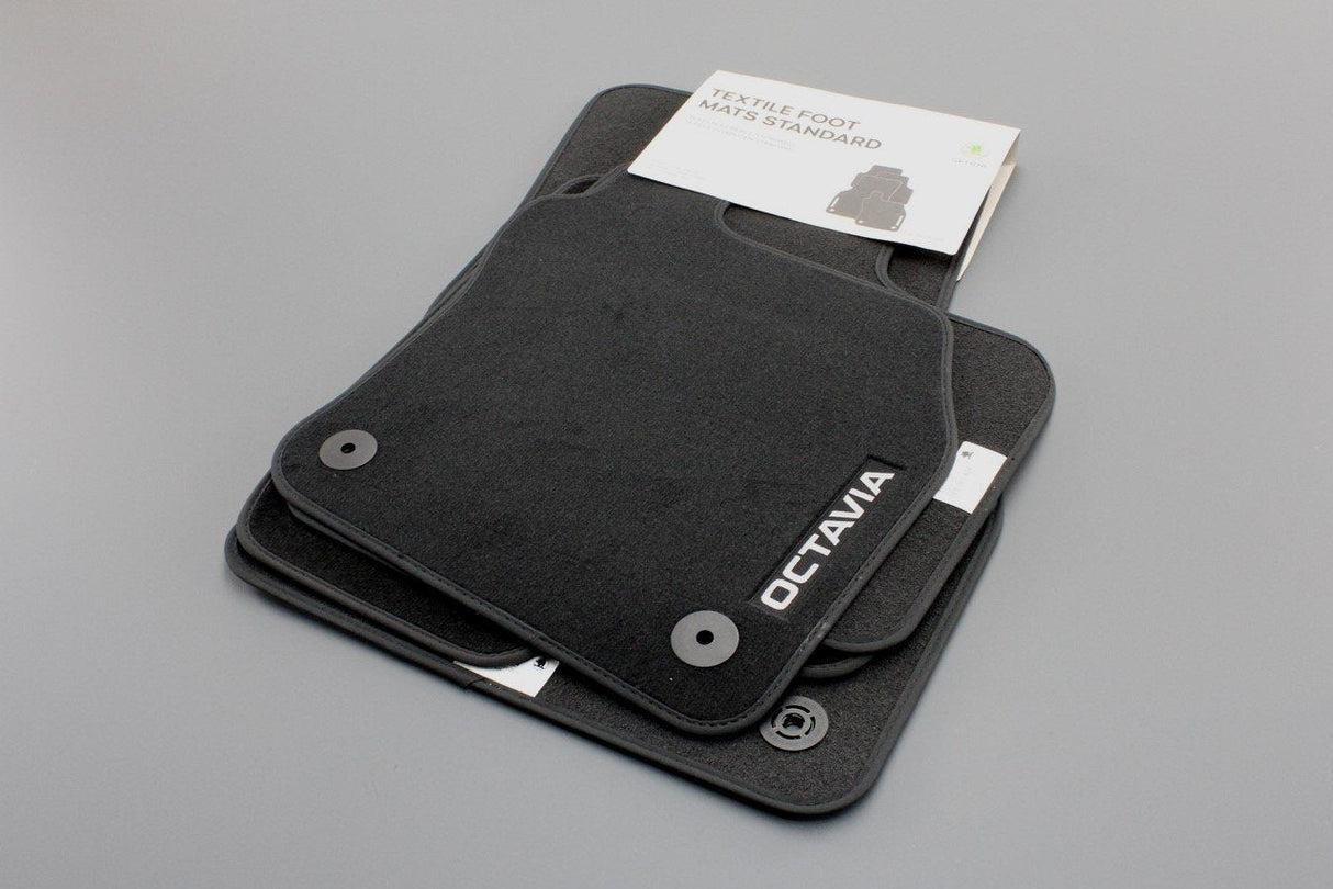 Skoda Octavia 2020-on carpet floor mats set (front & rear) 5E8061404