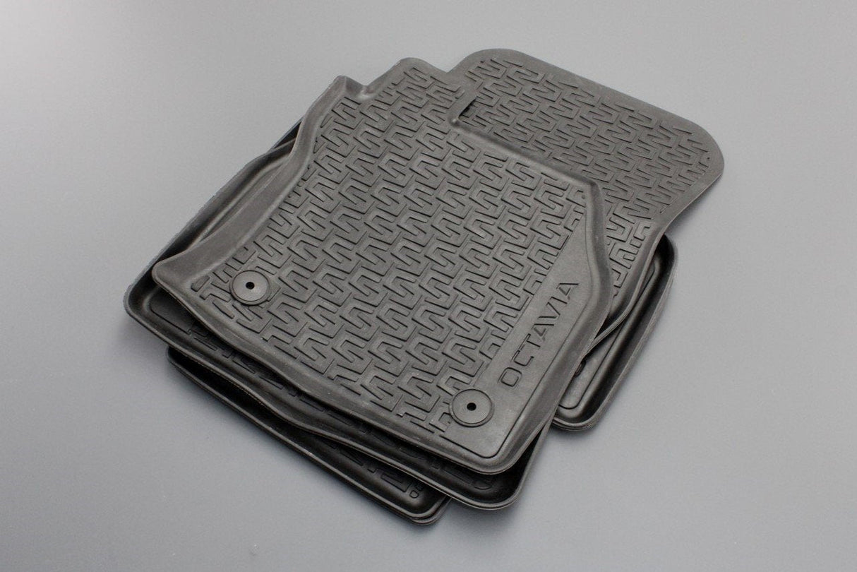 Skoda Octavia 2013-20 rubber floor mats set (front & rear) 5E2061550