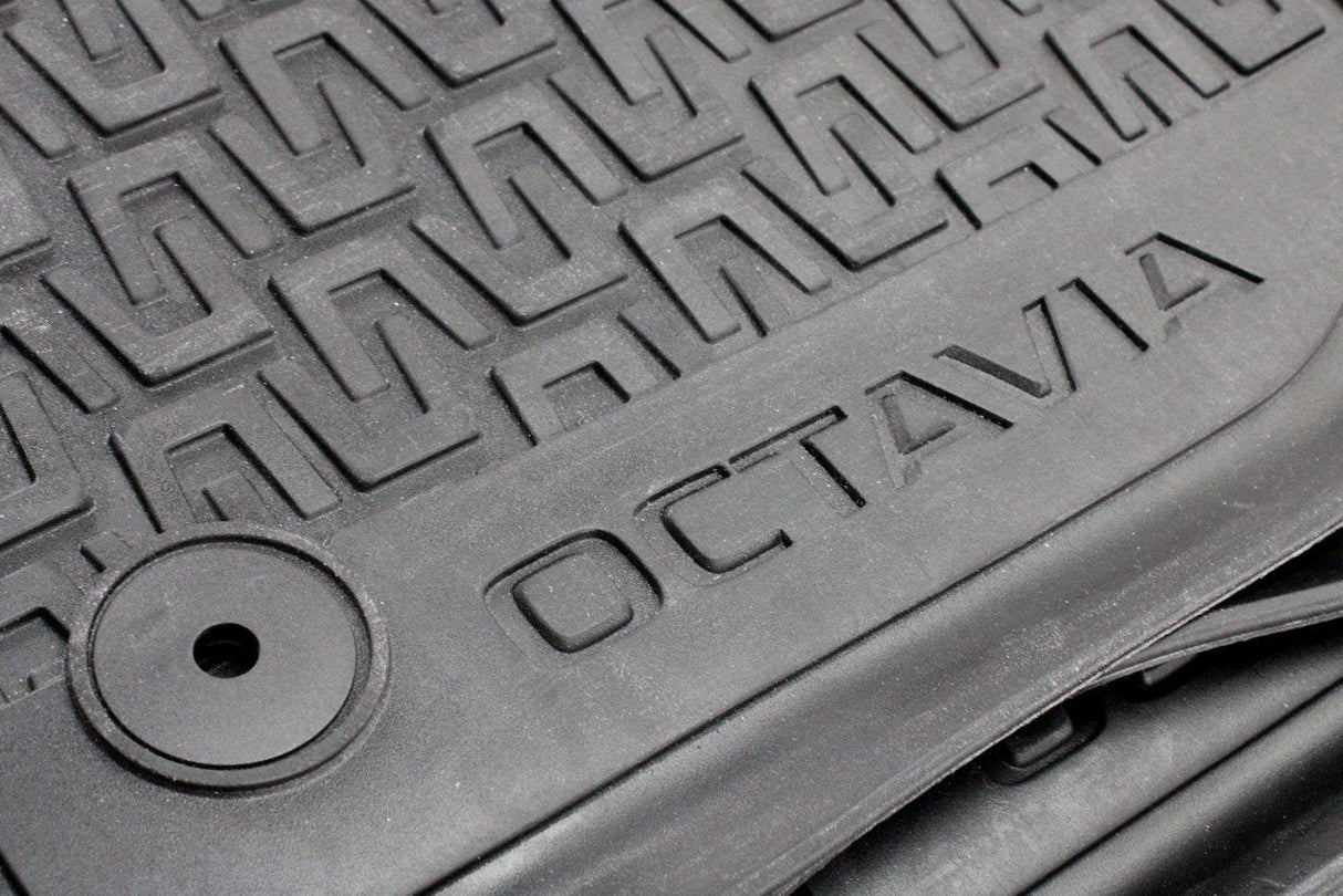 Skoda Octavia 2013-20 rubber floor mats set (front & rear) 5E2061550