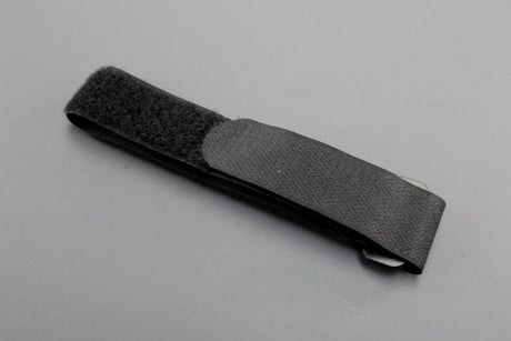 VW Amarok 2010-22 tool kit holding strap (x1) 2H0867749