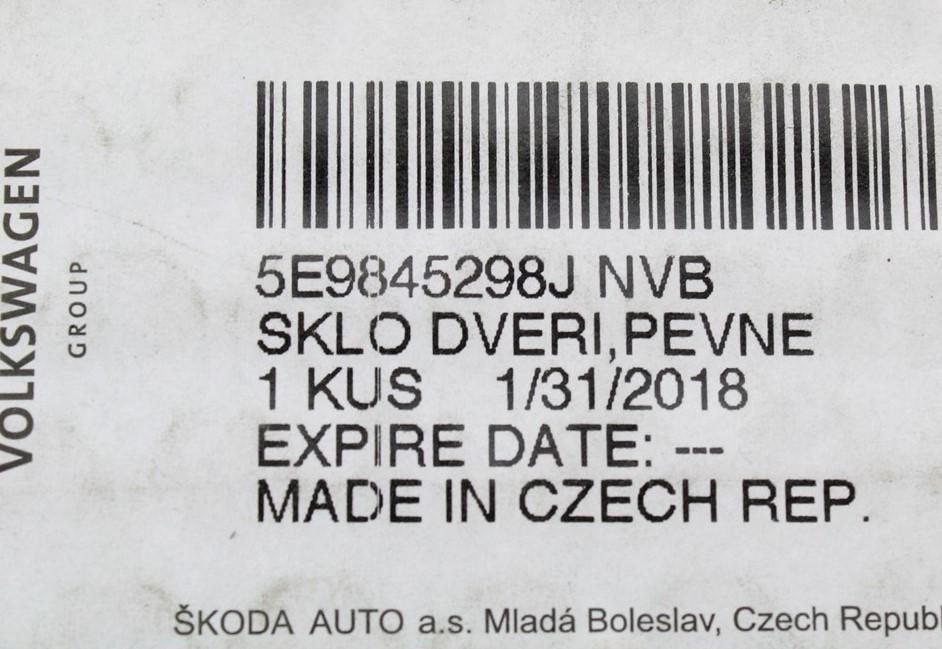 Skoda Octavia Estate 2014- Rear right fixed quarter window 5E9845298JNVB
